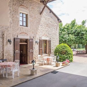 Logis Hôtel Les Platanes